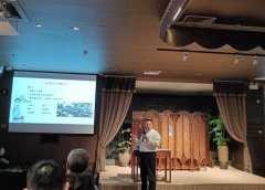 深化中小学生对生成式人工智能手艺的、践理解